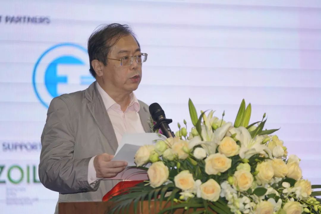 _ 两场高端对话 三位大腕演讲 _ 共探制造业智能转型新趋势_1.jpg